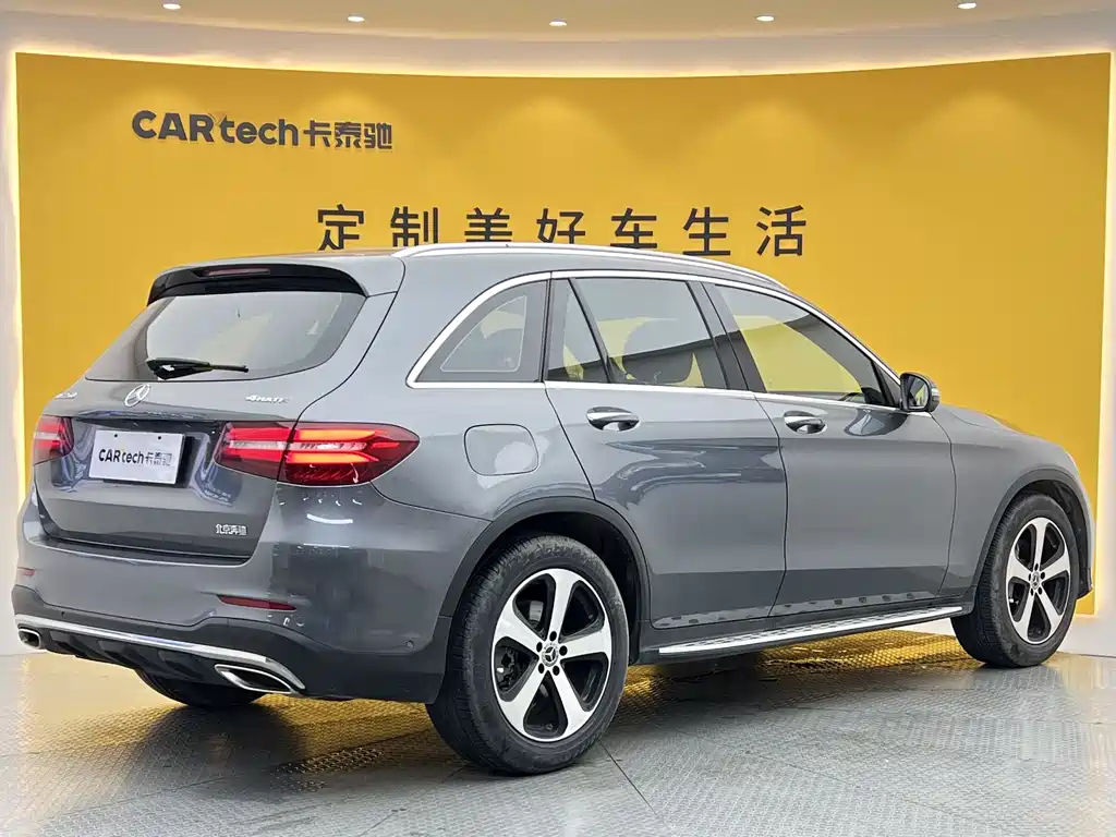 Mercedes-Benz GLC 2018 — фото 28