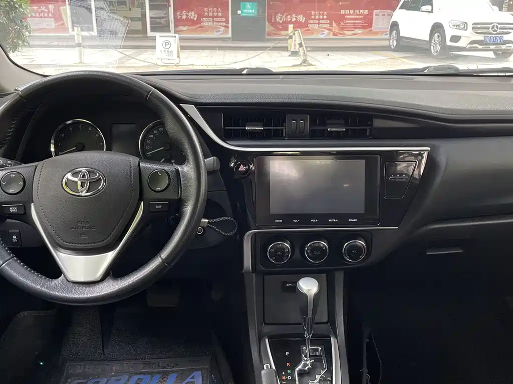 Toyota Corolla 2019 — фото 14