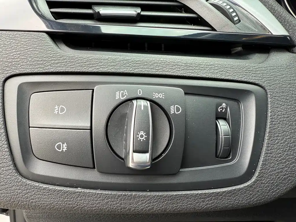 BMW X1 2019 — фото 15