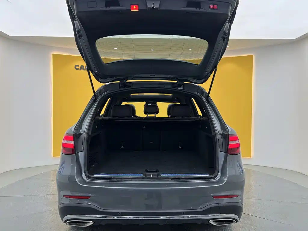 Mercedes-Benz GLC 2018 — фото 24