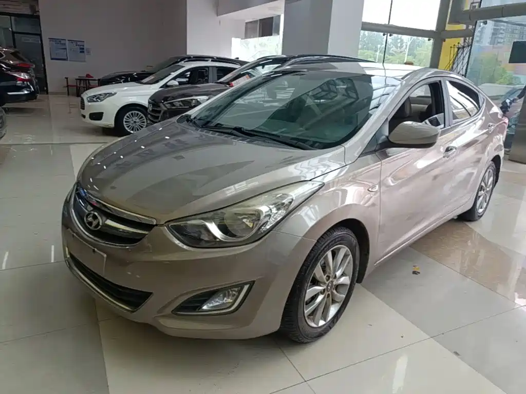 Hyundai Elantra Langdong 2015 — фото 1