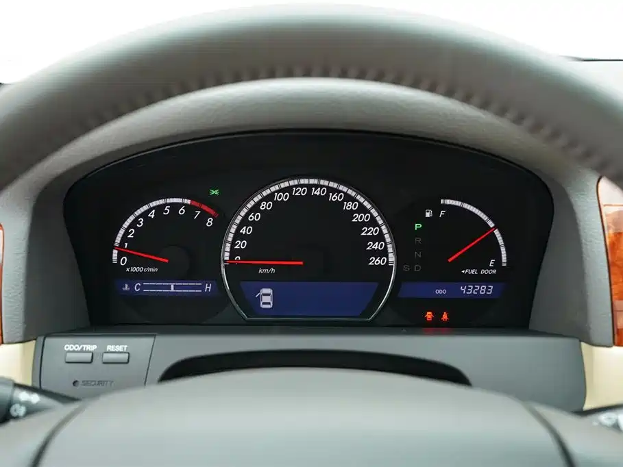 Toyota Crown 2008 — фото 20