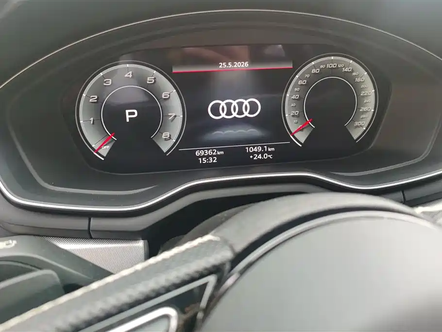 Audi A4 2021 — фото 14