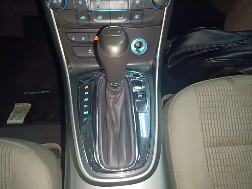 Chevrolet Malibu 2015 — фото 14