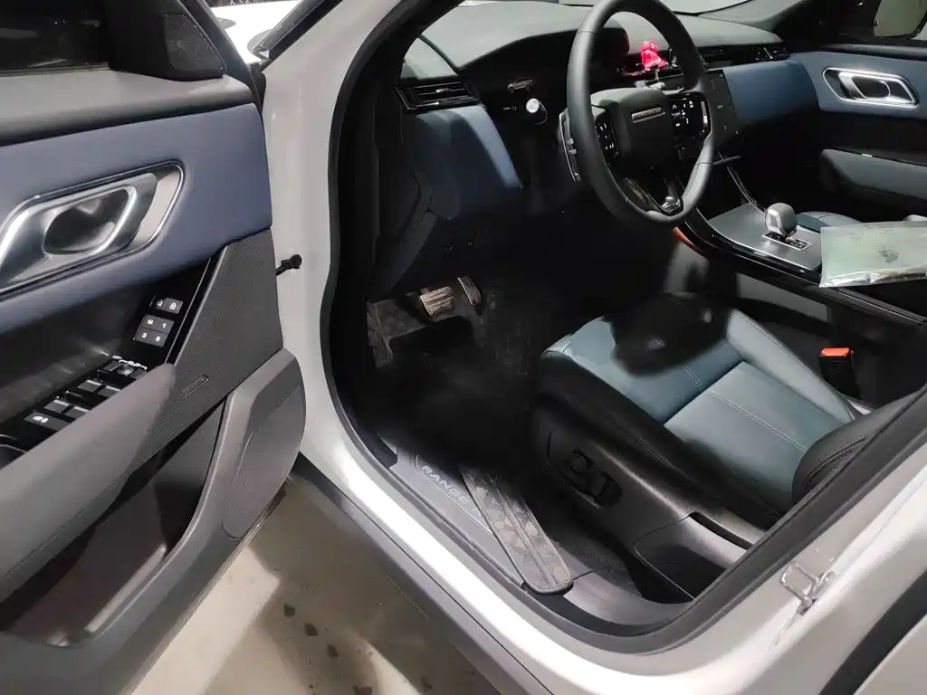 Land Rover Range Rover Velar 2025 — фото 12