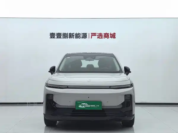 Leapmotor B10 2025