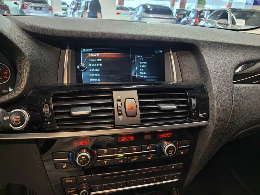 BMW X3 2018 — фото 12