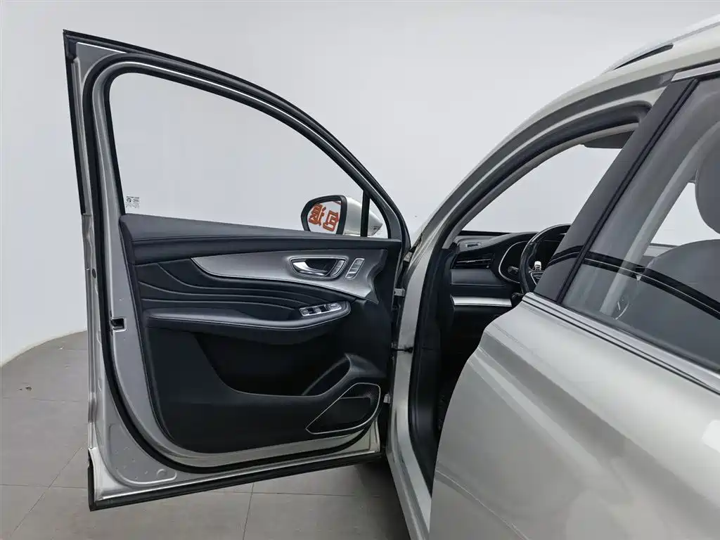 Roewe RX5 MAX 2020 — фото 8