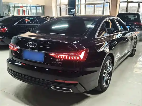 Audi A6L 2020