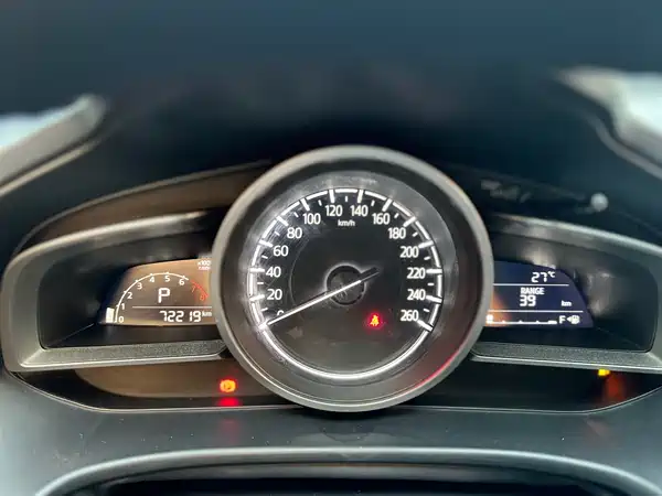 Mazda 3 Axela 2017