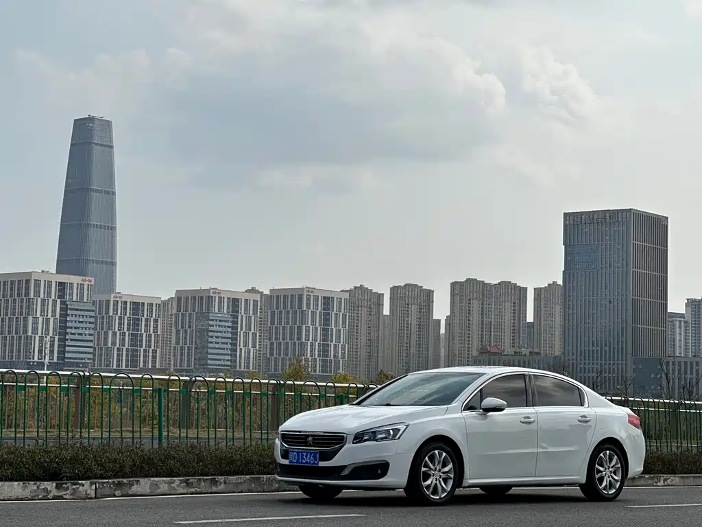 Peugeot 508 2016 — фото 29