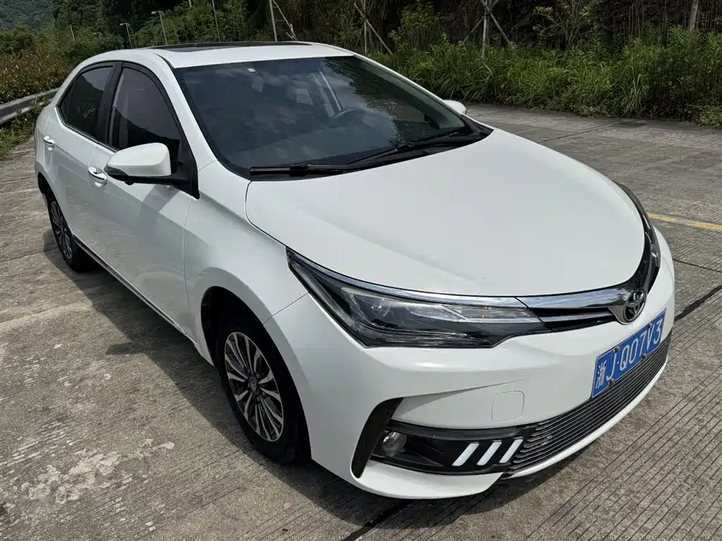 Toyota Corolla 2019 — фото 4