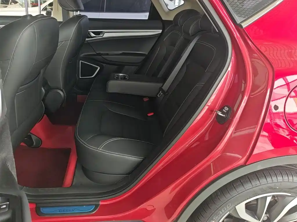 Geely Emgrand GS 2019 — фото 17