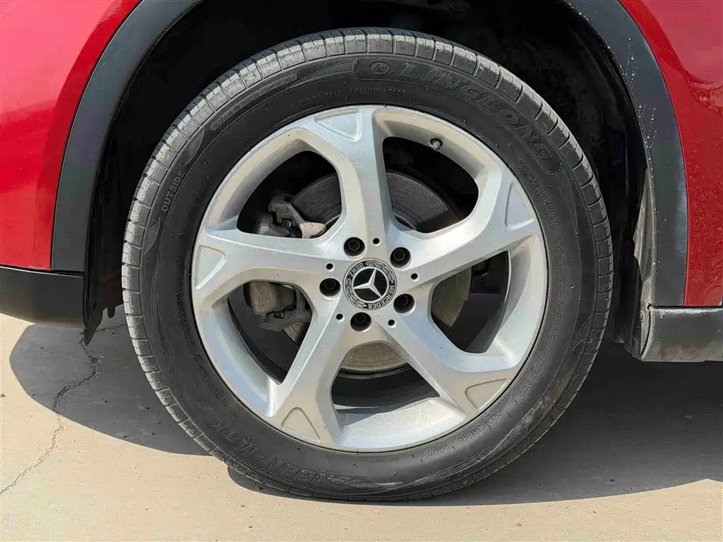 Mercedes-Benz GLA 2017 — фото 14