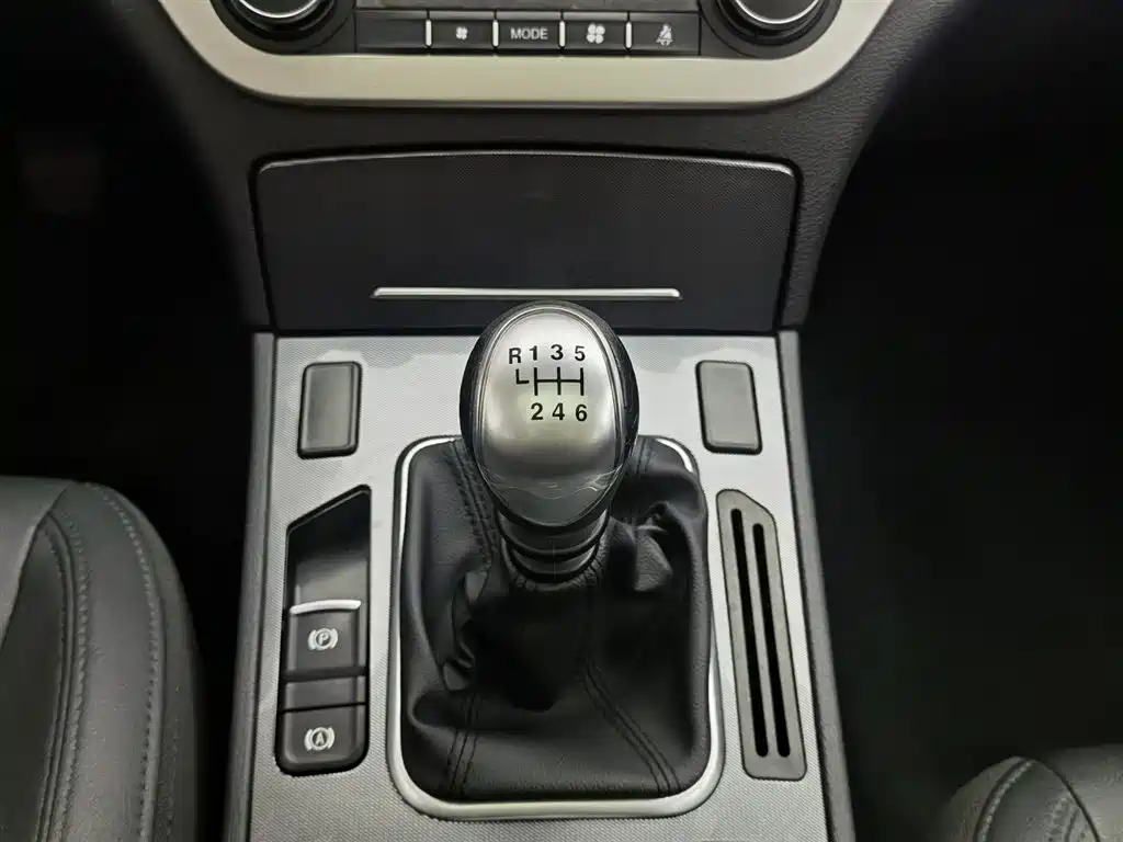 Haval H6 Coupe 2017 — фото 13