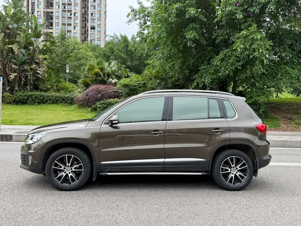 Volkswagen Tiguan 2014 — фото 10
