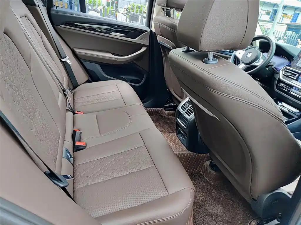 BMW X3 2022 — фото 11