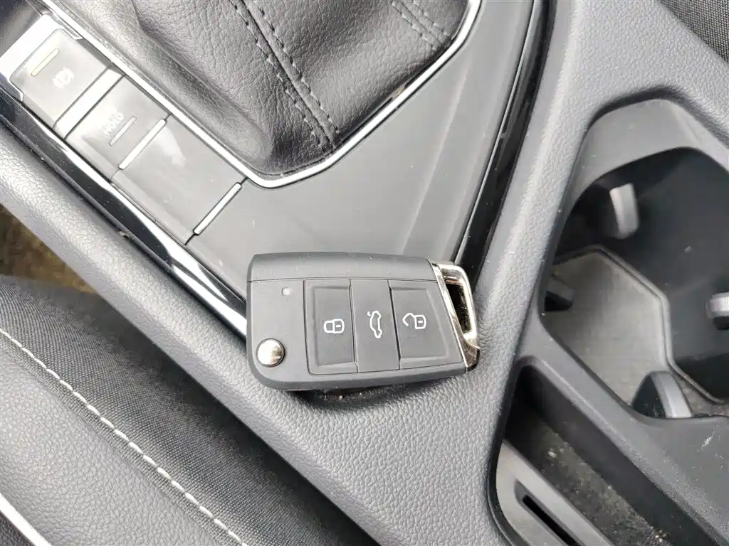 Volkswagen Tiguan L 2025 — фото 17
