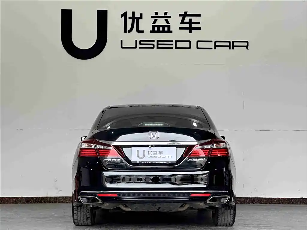 Honda Accord 2018 — фото 8