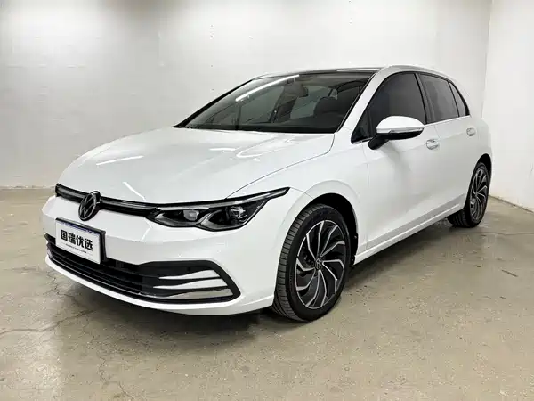 Volkswagen Golf 2021