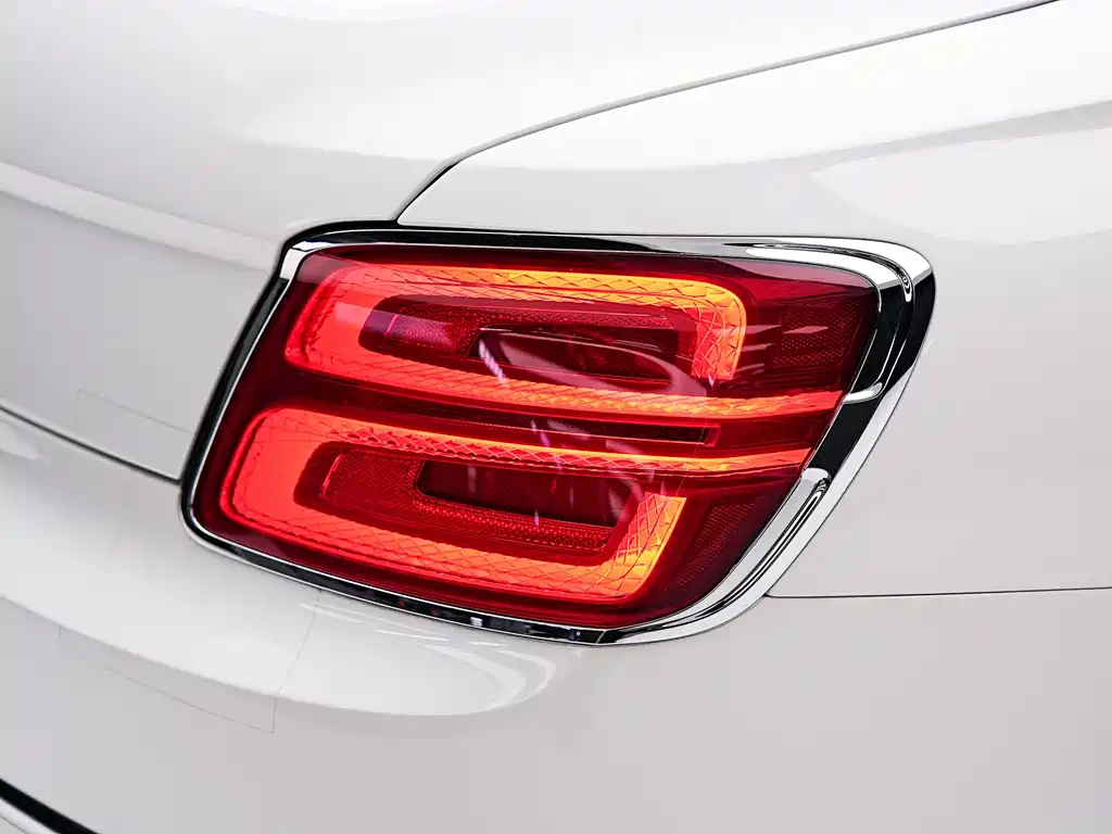 Bentley Flying Spur PHEV 2022 — фото 8