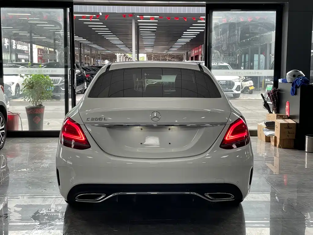 Mercedes-Benz C-Class 2020 — фото 14