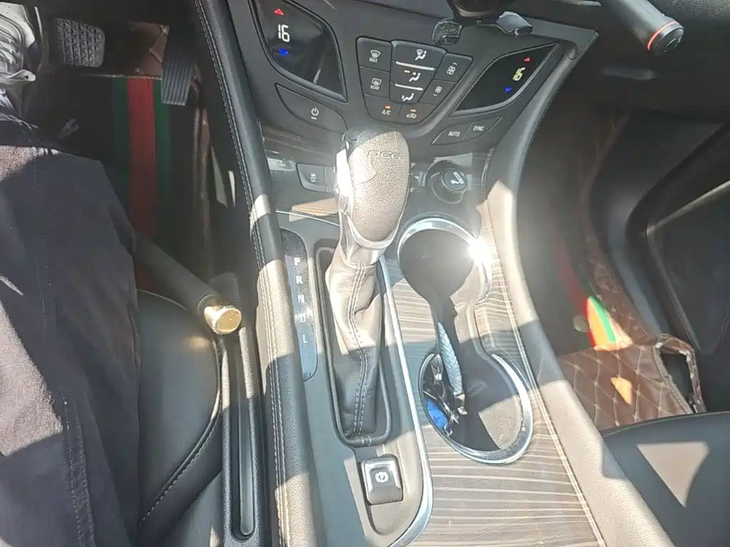 Buick Envision Plus 2019 — фото 14