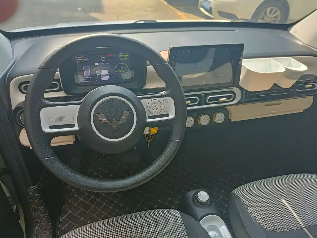 Wuling MINIEV 2025