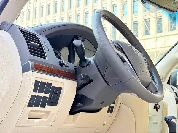 Toyota Land Cruiser 2016