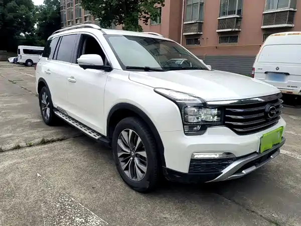 GAC Trumpchi GS8 2017
