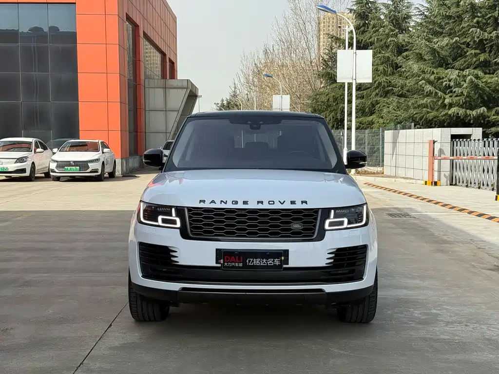 Land Rover Range Rover 2018 — фото 2