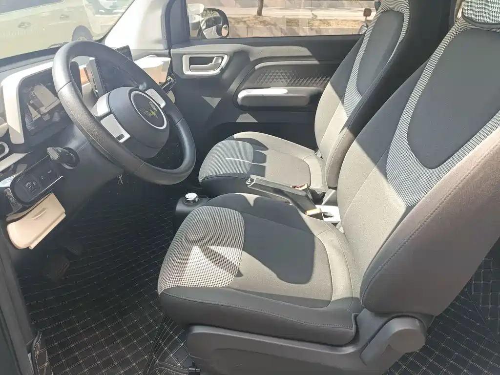 Wuling MINIEV 2025