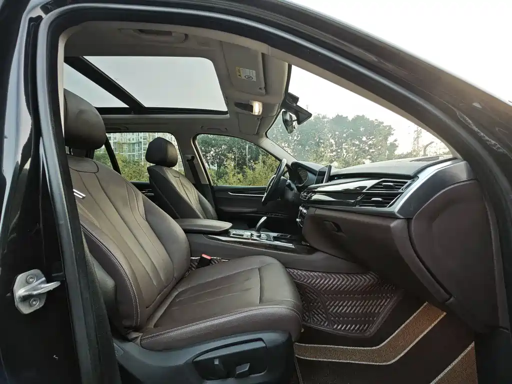 BMW X5 2018 — фото 13