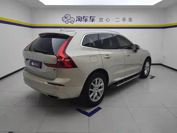Volvo XC60 2021