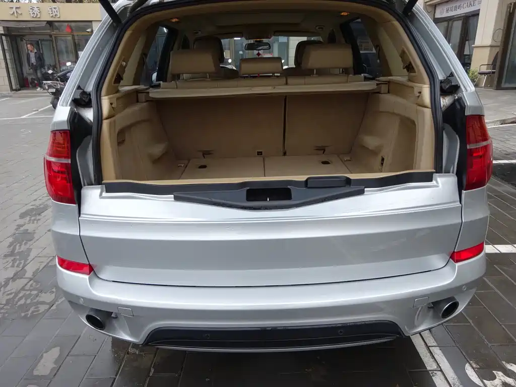 BMW X5 2011 — фото 13