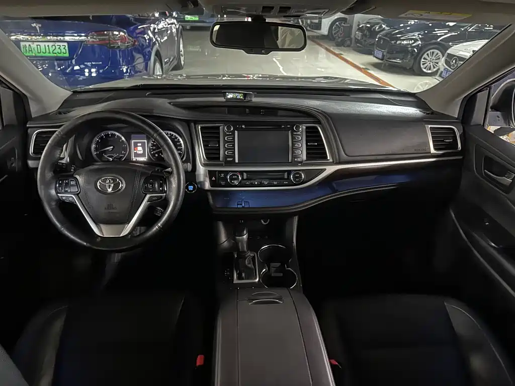 Toyota Highlander 2016