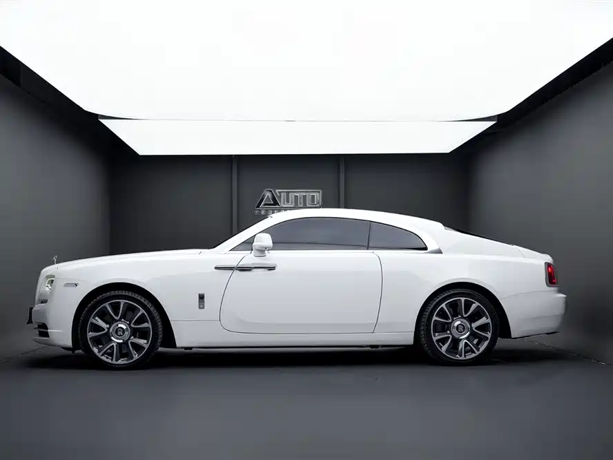 Rolls-Royce Wraith 2018 — фото 3