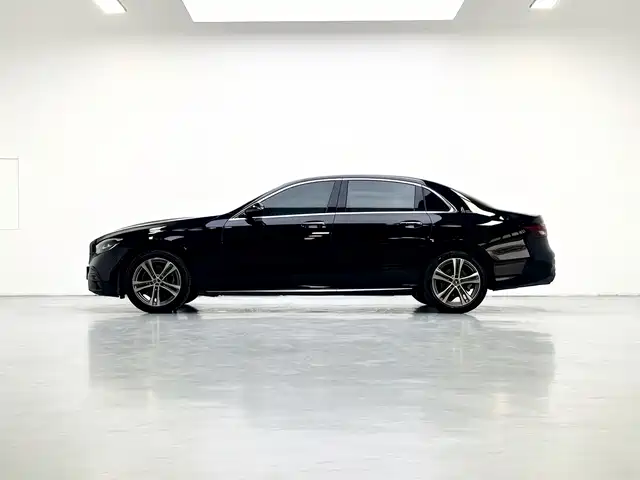 Mercedes-Benz E-Class 2021 — фото 4