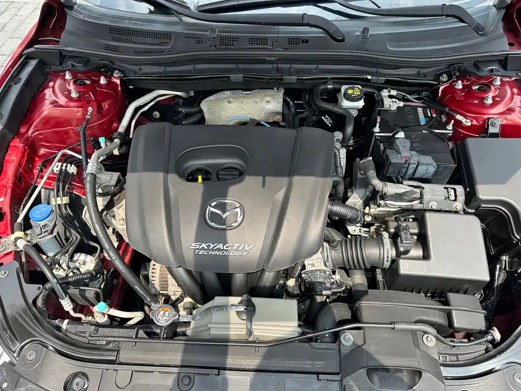 Mazda 3 Axela 2015 — фото 15