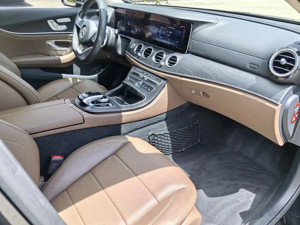 Mercedes-Benz E-Class 2018 — фото 10