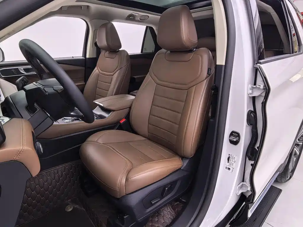 Ford Explorer 2023 — фото 19