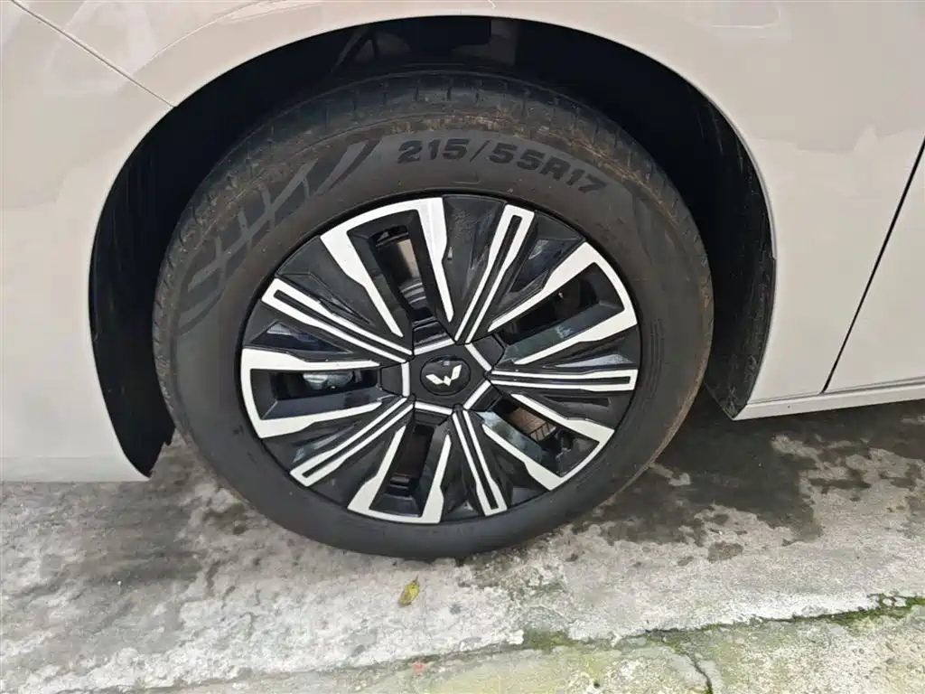 Wuling Starlight 730 EV 2025 — фото 23