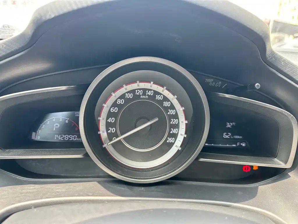 Mazda 3 Axela 2015 — фото 16