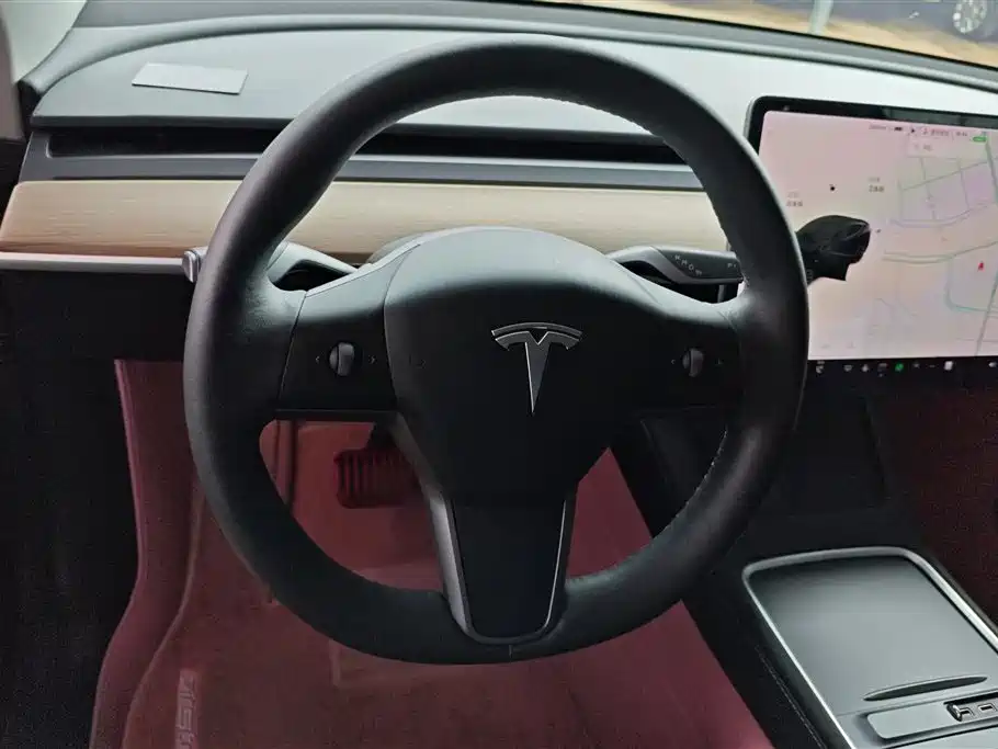 Tesla Model Y 2021 — фото 15