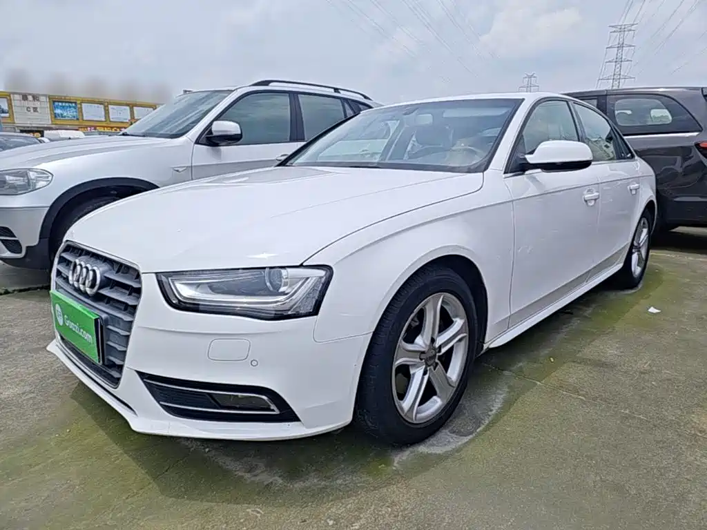Audi A4L 2015