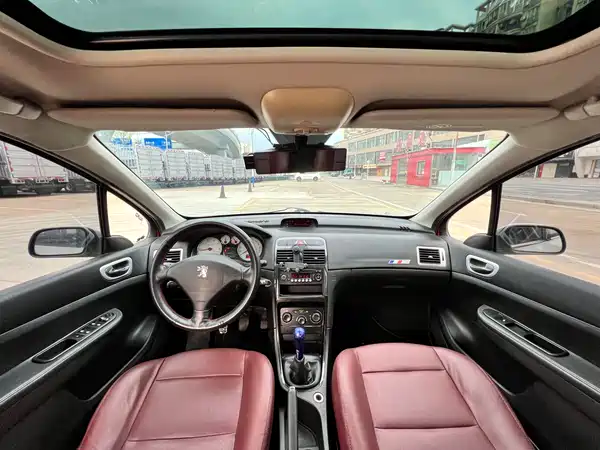 Peugeot 307 2012