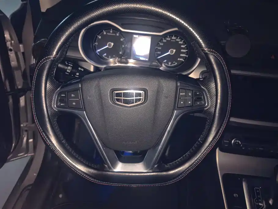 Geely Emgrand GS 2018 — фото 15