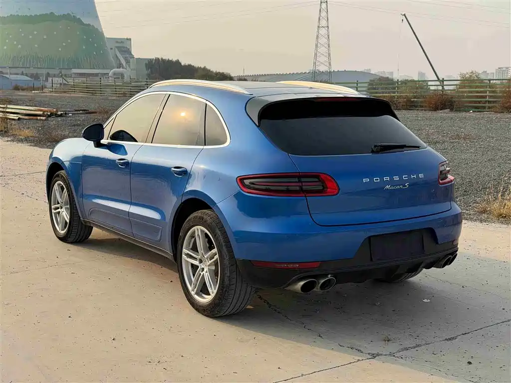 Porsche Macan 2017 — фото 6