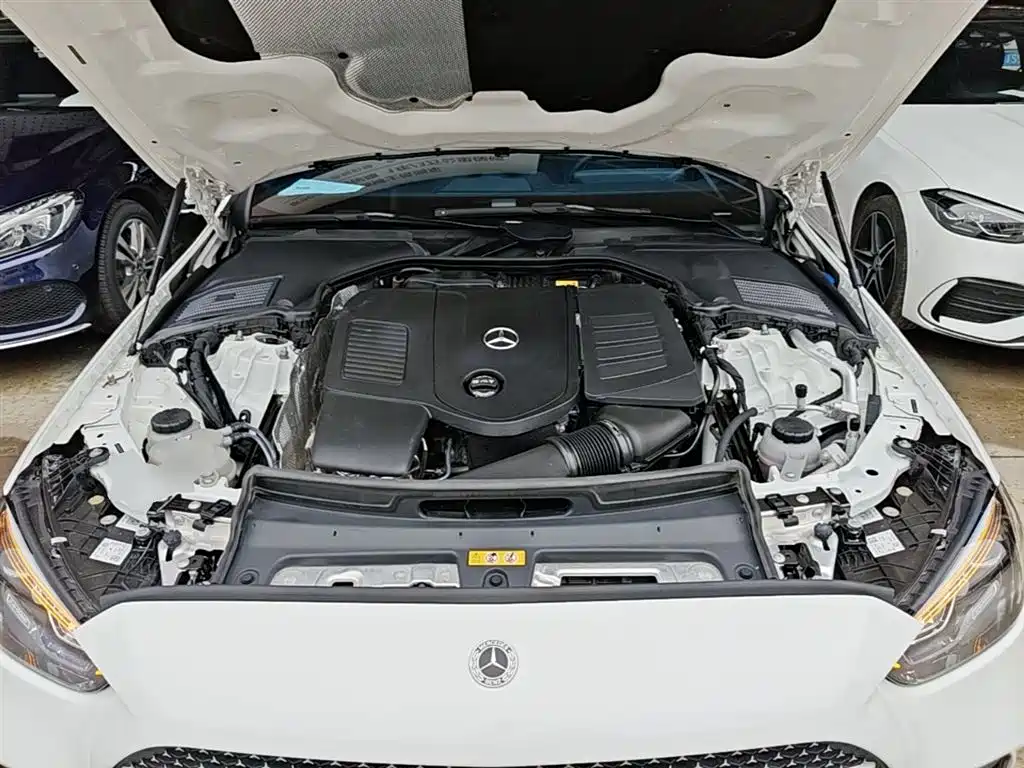 Mercedes-Benz C-Class 2023 — фото 20