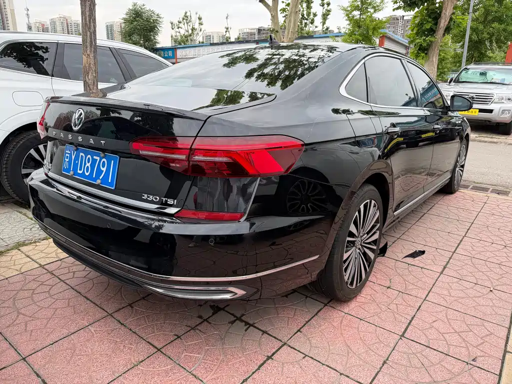 Volkswagen Passat 2020 — фото 16